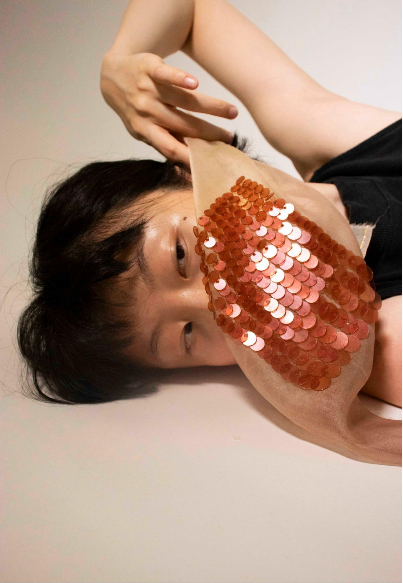 Bio-sequin panel worn on the body